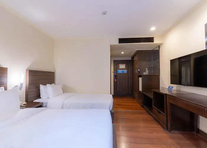 Journeyhub Sukhumvit 26, Hotel 4*