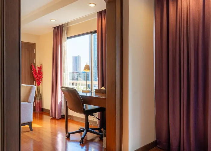 Journeyhub Sukhumvit 26, Hotel