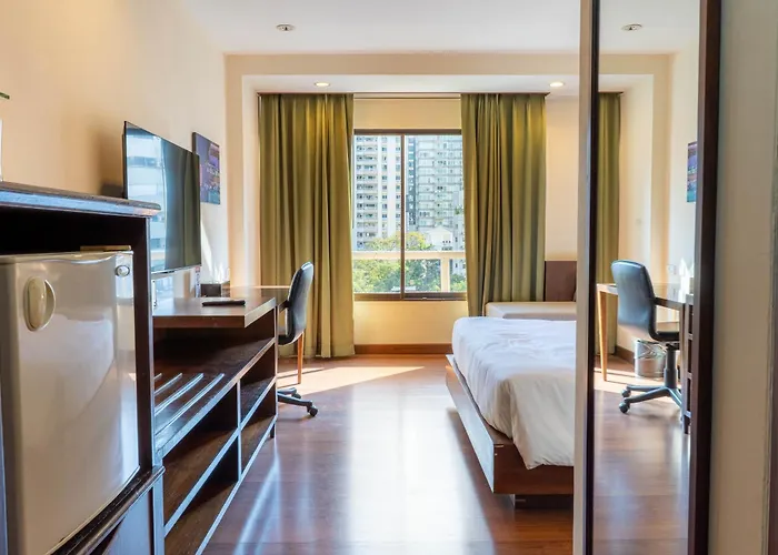 Hotel Journeyhub Sukhumvit 26,