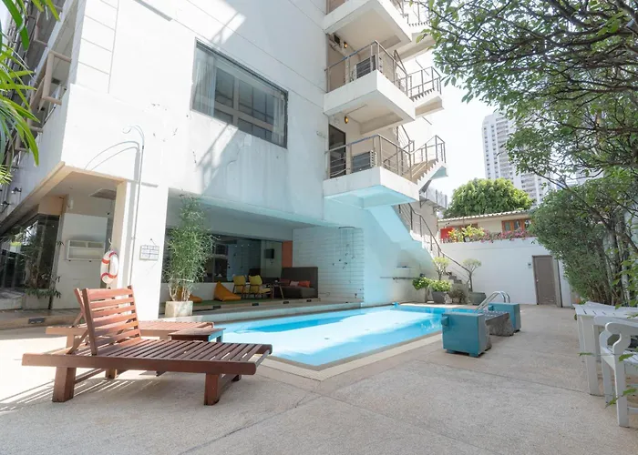 Journeyhub Sukhumvit 26, Hotel Bangkok