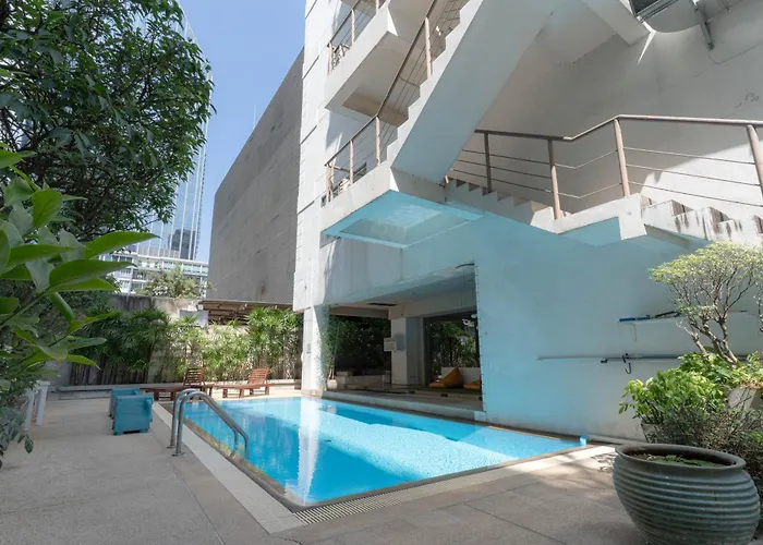 Hotel Journeyhub Sukhumvit 26, 4*