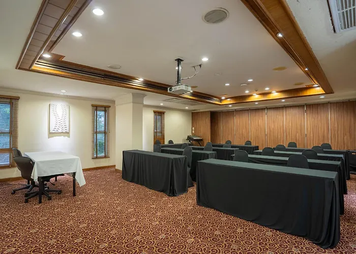 Hotel Journeyhub Sukhumvit 26, Bangkok