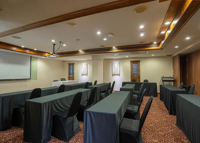 Journeyhub Sukhumvit 26, Hotel Bangkok