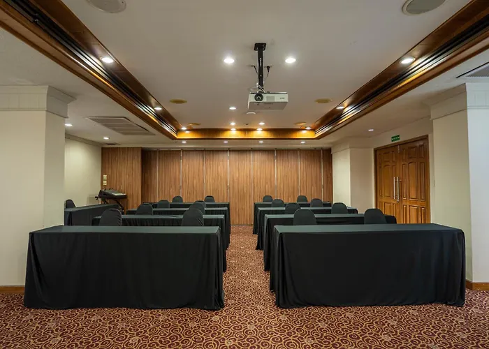 Journeyhub Sukhumvit 26,