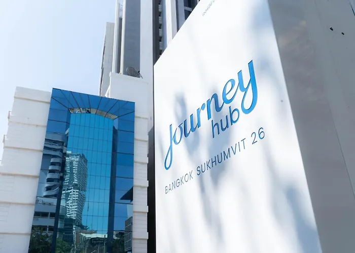 Journeyhub Sukhumvit 26, Hotel