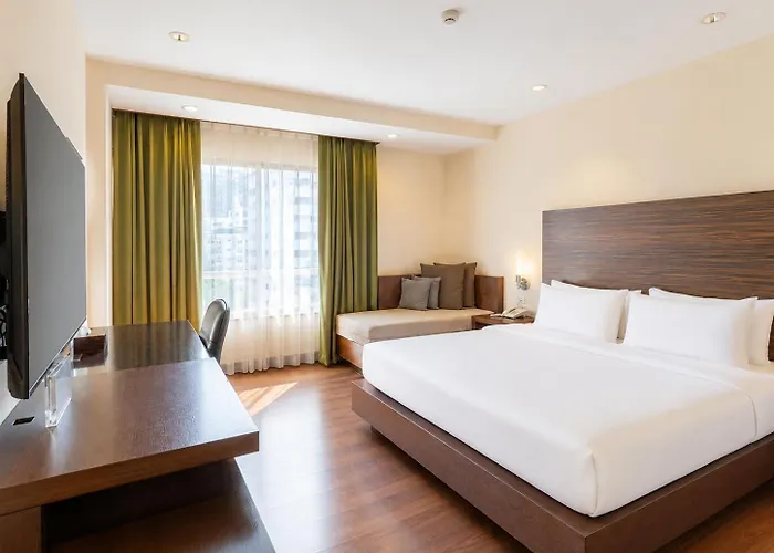 Journeyhub Sukhumvit 26, Отель Бангкок