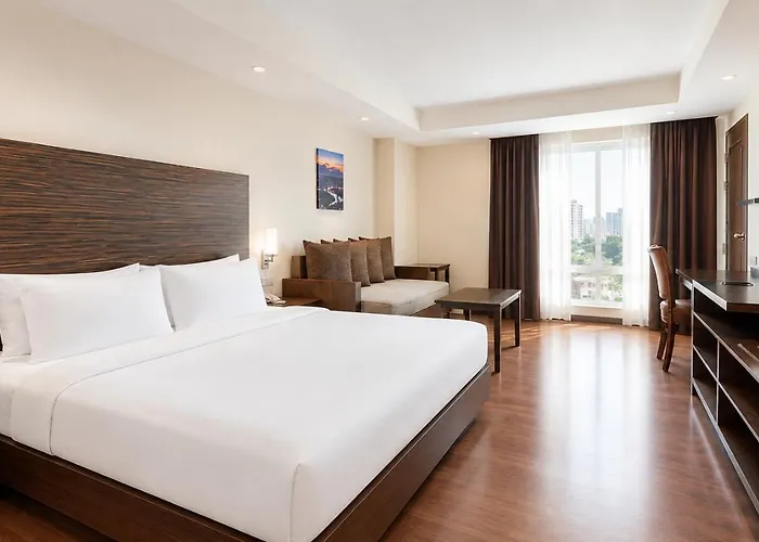 Journeyhub Sukhumvit 26, 4*