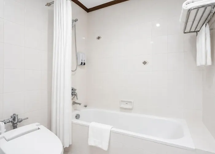 Journeyhub Sukhumvit 26, Отель